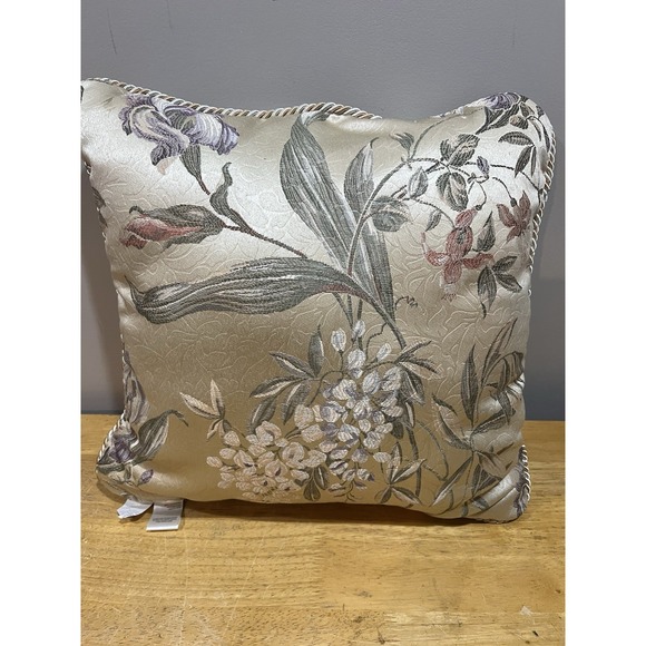 Croscill Home ~ Iris Square Throw Decorative Pillow 18" Floral Cottage - Picture 1 of 4